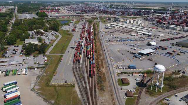 port photo