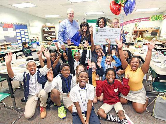 Coastal grant to Waldo Pafford teacher