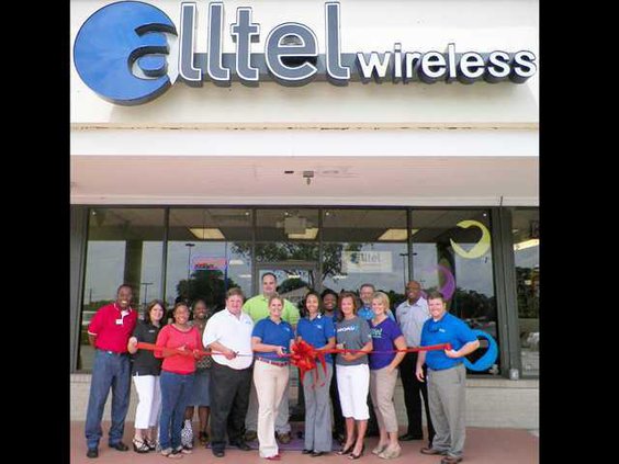 BIZRibbon Cutting - Alltel The Wireless Co.