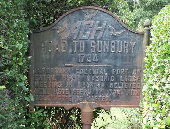 SunburyRoadsign