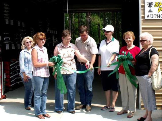 web 0617 Line Barn open
