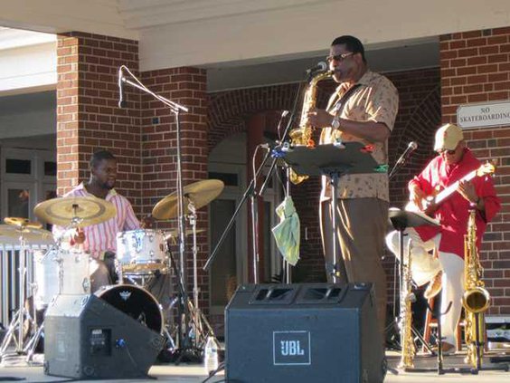 Phil Morrison Trio featuring Michael Hulett