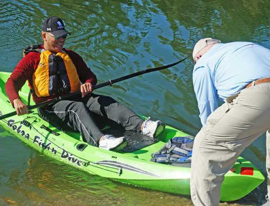 kayak-pushoff William Vargas CorkyFleming