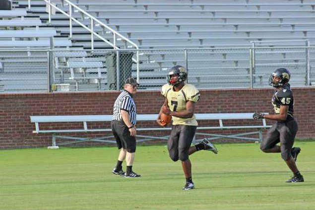 JacariRobertsBreaksOpen4TD