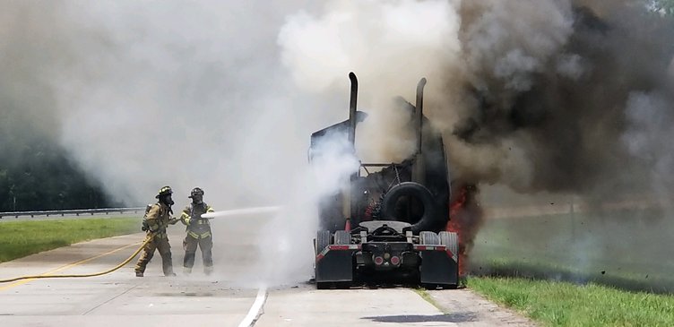 tractor trailer 3
