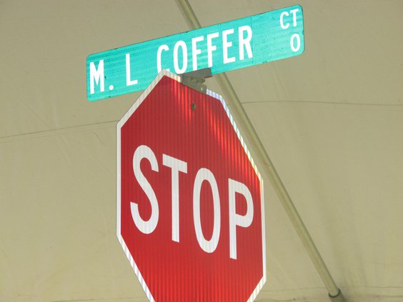 Coffer sign