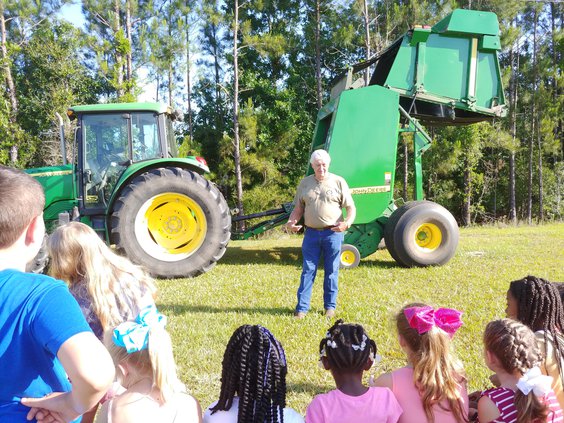 tractor.jpg